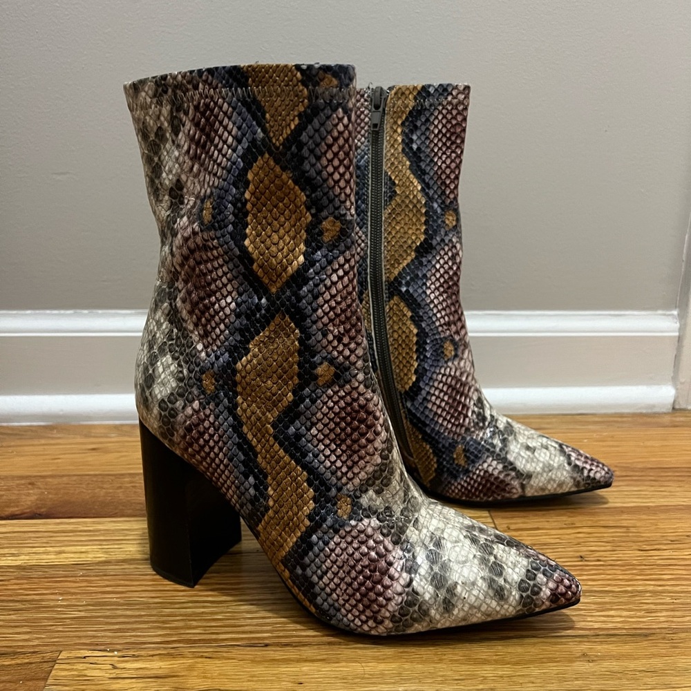 Jeffrey Campbell Siren Booties in Grey Wine Snake - Revolve (Size 6.5)